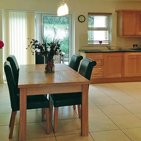 Holiday Homes - Eir031013-lya * Kenmare
